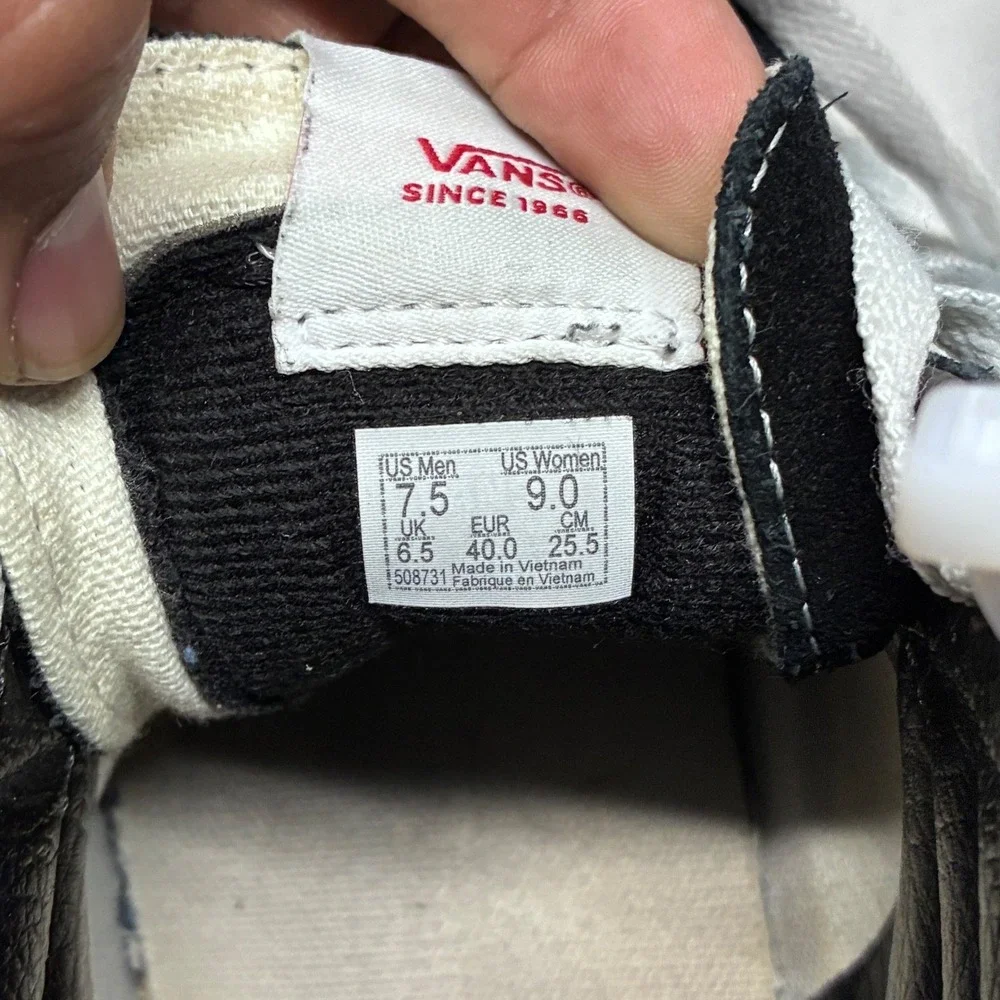 Vans Sk8-Hi Black White High Top Suede Canvas Skate Shoes Womens 9 Mens 7.5 - Picture 4 of 4